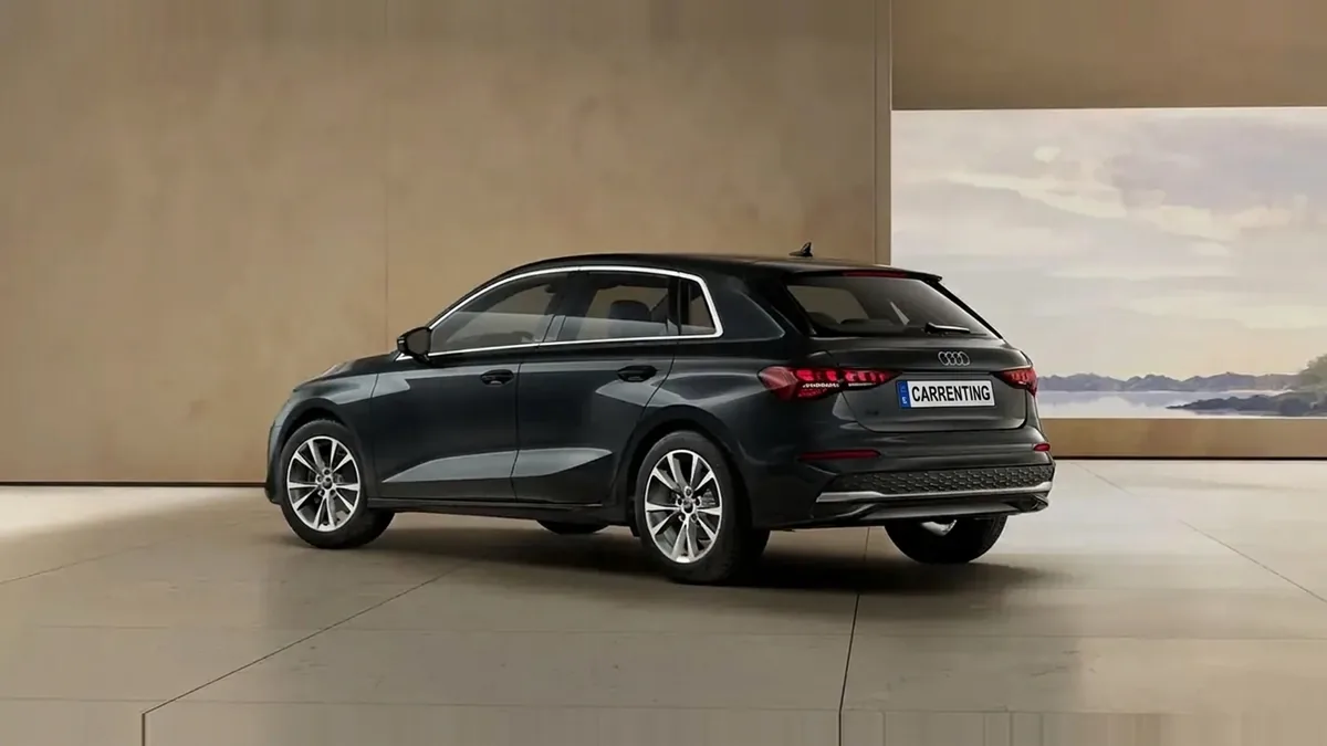 Audi A3 Sportback Advanced TFSI S Tronic en renting en Barcelona — Interior