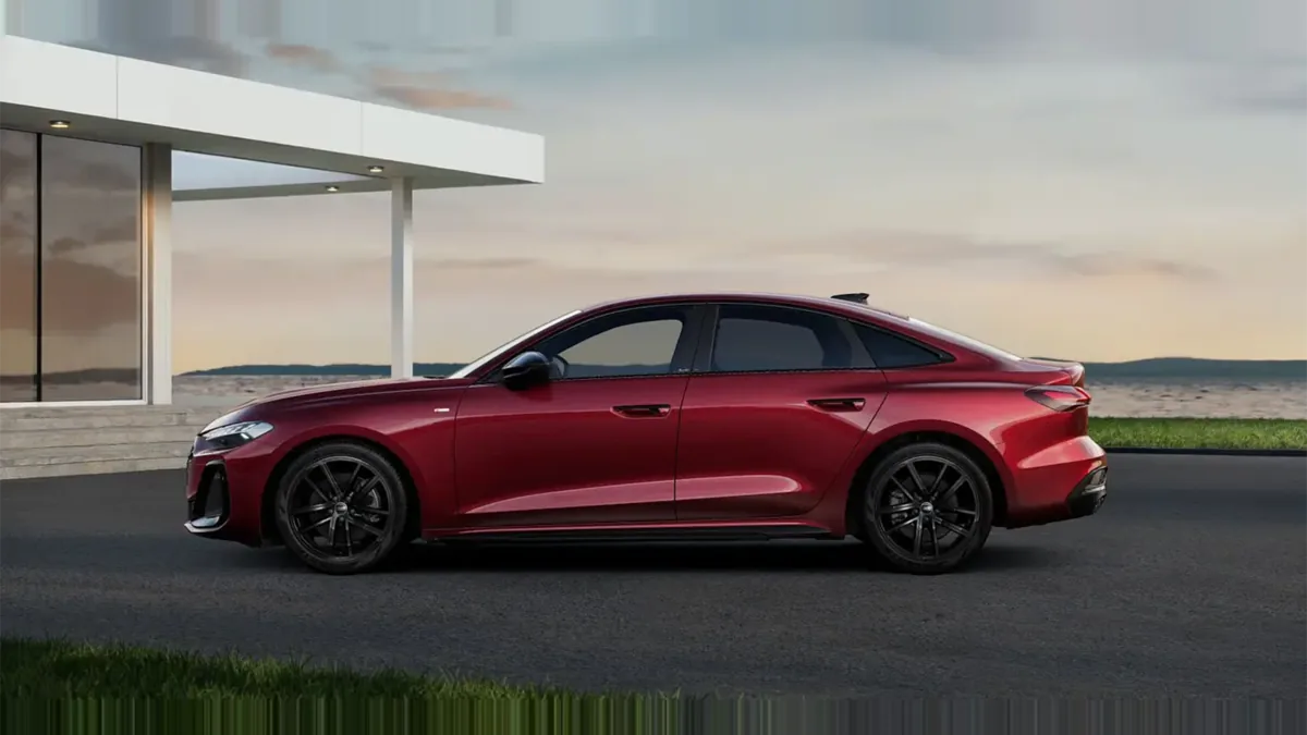 Audi A5 TDI 150kW (204CV) Black Line en renting en Barcelona — Lateral