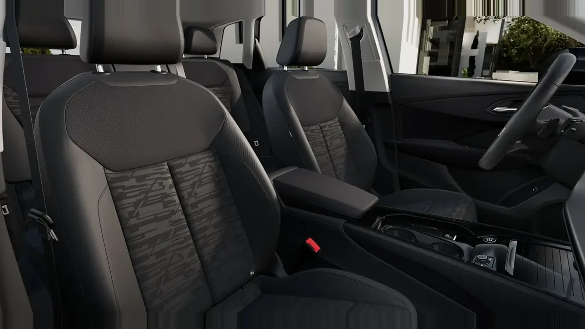 Audi Q3 Advanced TDI 110 kW S Tronic en renting en Barcelona — vista 7
