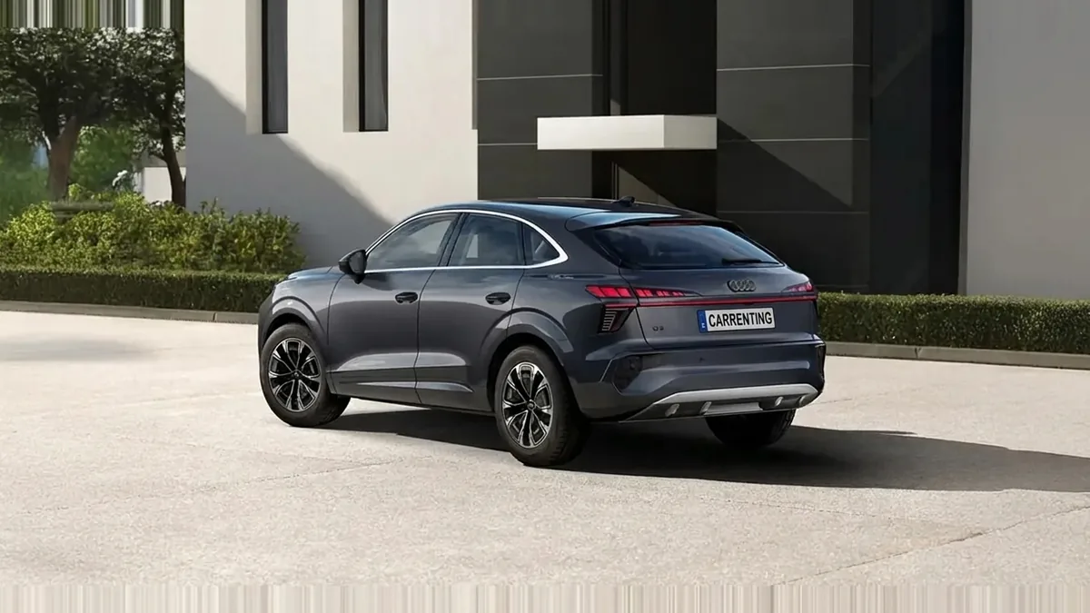 Audi Q3 Sportback Advanced TDI 110kW S Tronic en renting en Barcelona — Interior