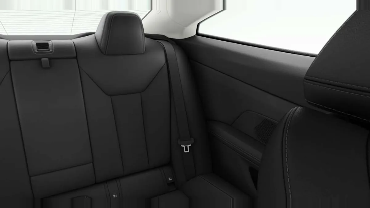 BMW Serie 4 430i xDrive Coupé en renting en Barcelona — Trasera