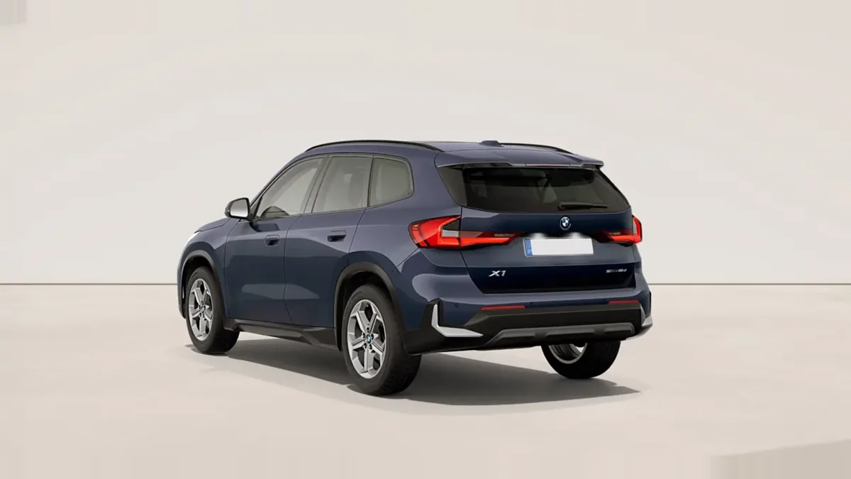 BMW X1 sDrive20d en renting en Barcelona — Delantera