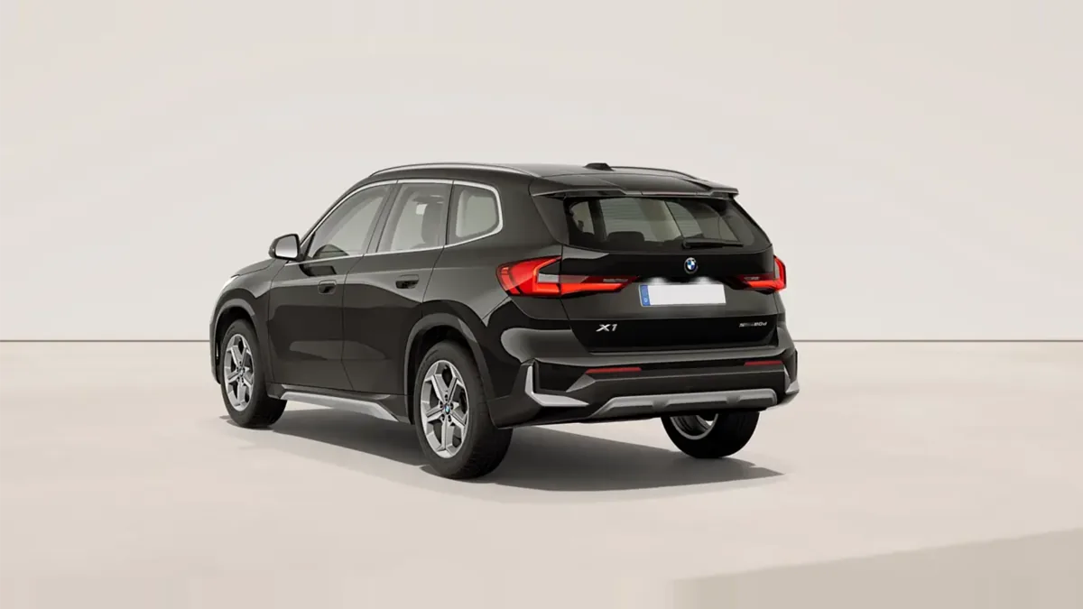 BMW X1 sDrive20d xLine 120kW en renting en Barcelona — Trasera
