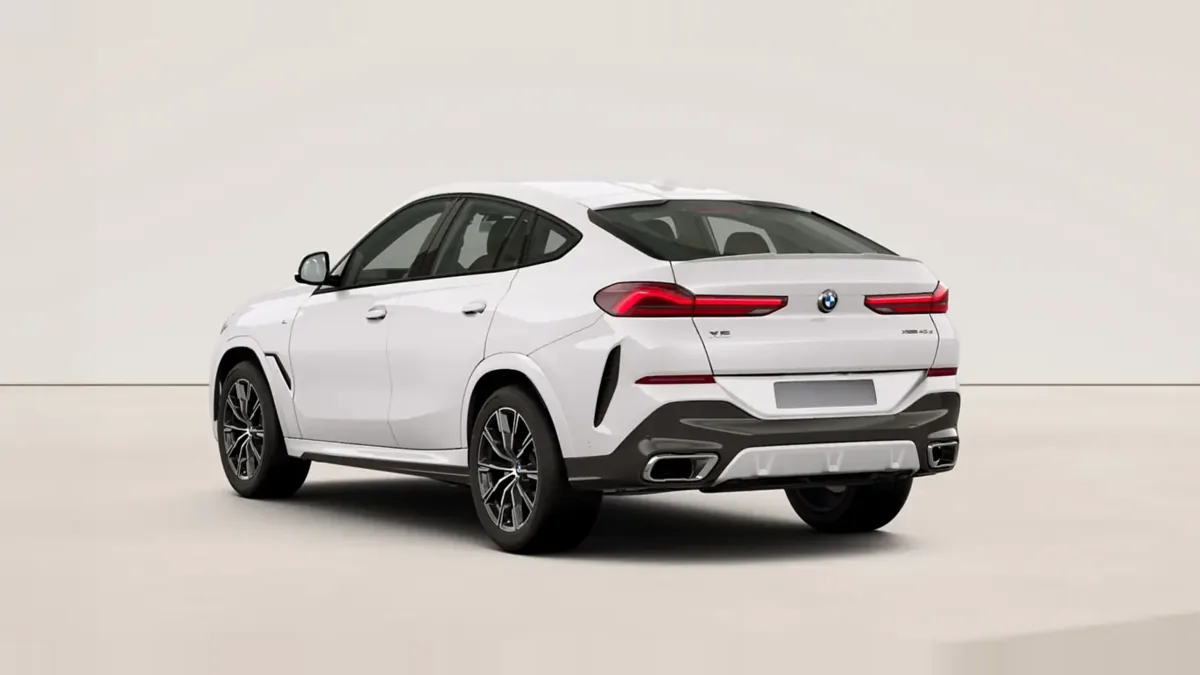 BMW X6 xDrive 40d M Sport en renting en Barcelona — Delantera