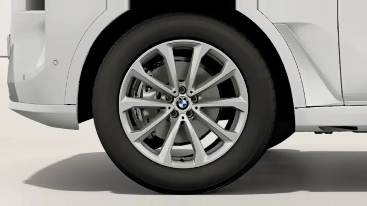 BMW X7 xDrive40i en renting en Barcelona — vista 6
