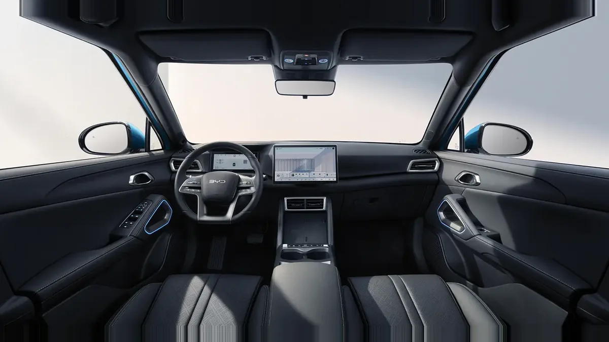 BYD ATTO 2 DM-i Boost en renting en Barcelona — Interior