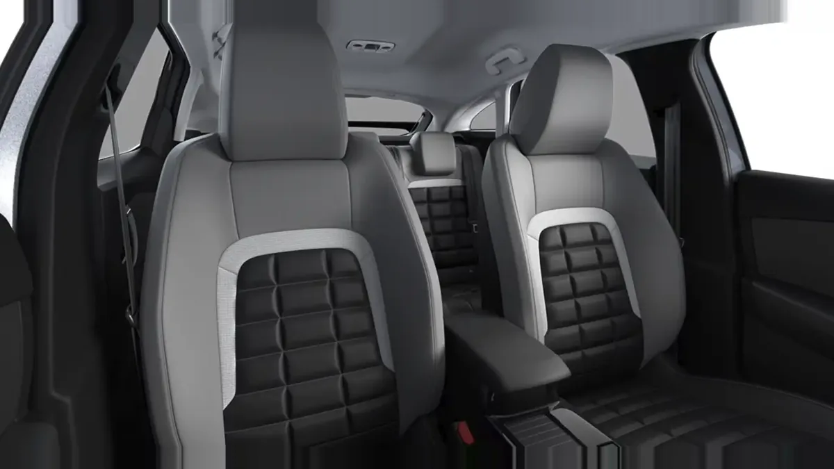 Citroën C4 Hybrid e-DCS6 Max 145CV en renting en Barcelona — vista 6