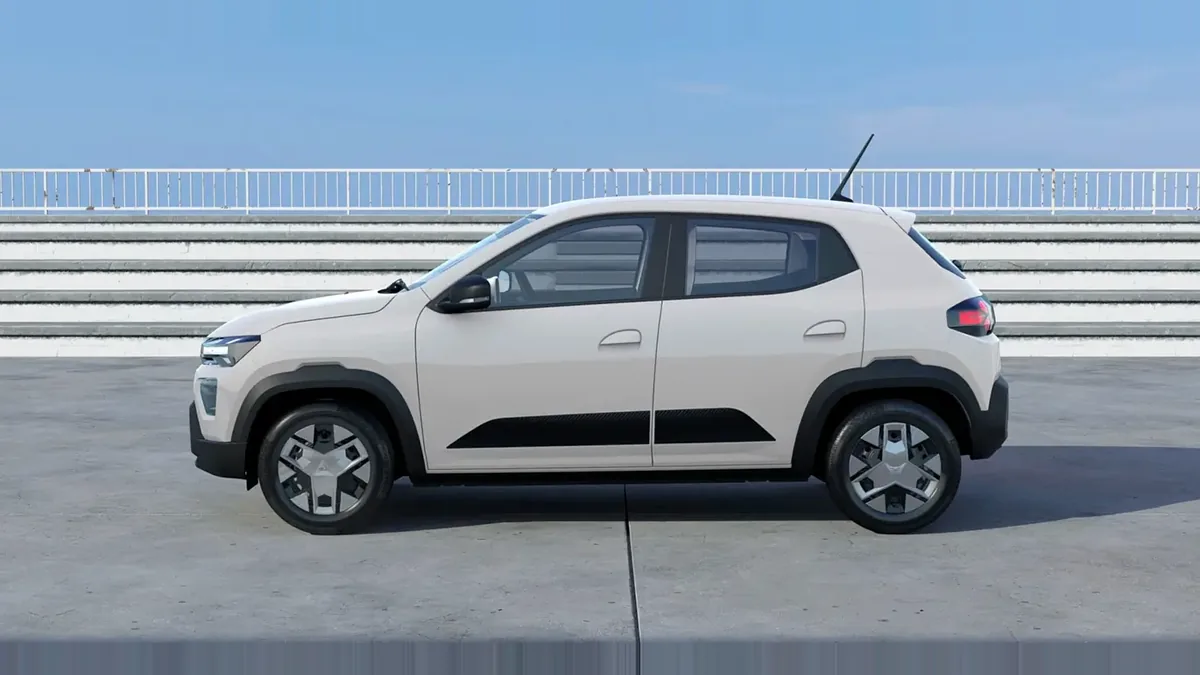 Dacia Spring Expression Electric 33kW (45CV) en renting en Barcelona — Lateral