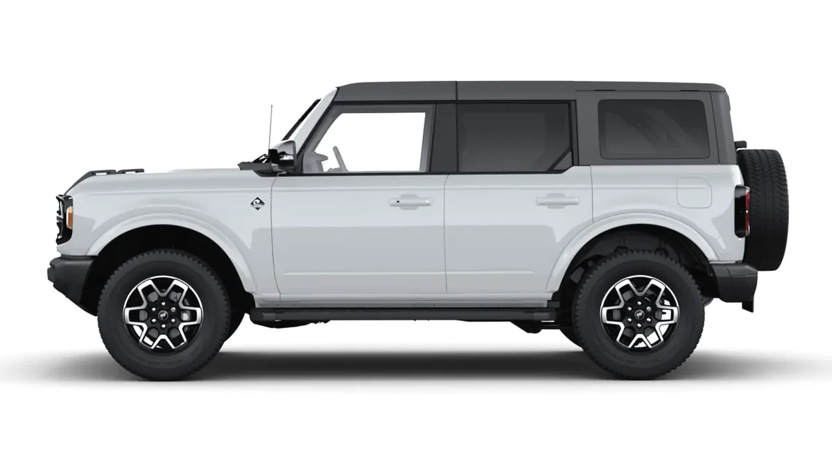 Ford Bronco Outer Banks 2.7 EcoBoost V6 335CV en renting en Barcelona — Lateral