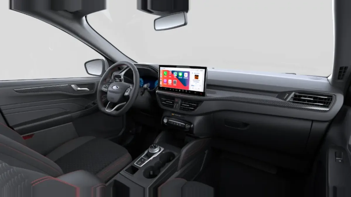 Ford Kuga ST-Line 2.5 Duratec PHEV 243cv II en renting en Barcelona — Interior