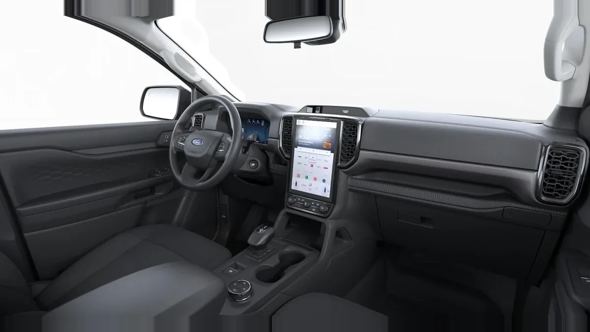 Ford Ranger XLT Doble Cabina 3.0 EcoBlue 240CV en renting en Barcelona — Interior