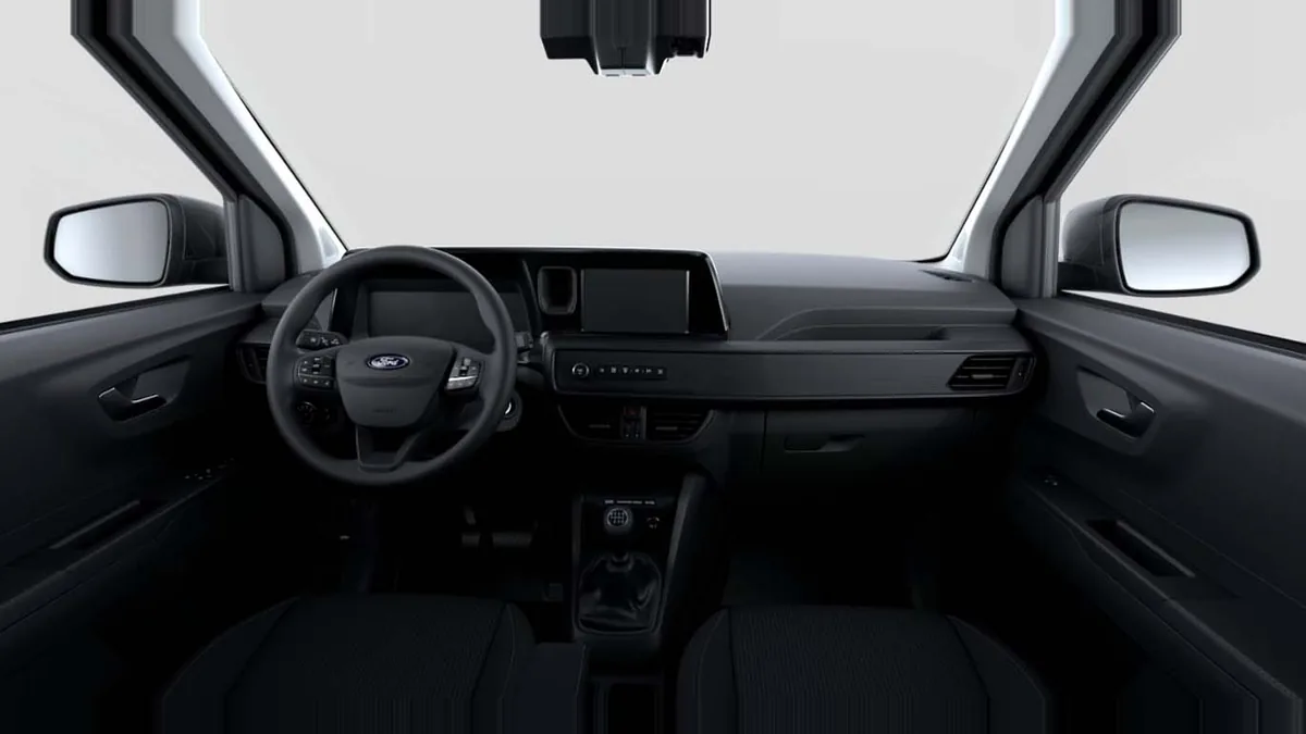Ford Transit Courier Van 1.5 Ecoblue Trend II en renting en Barcelona — Delantera