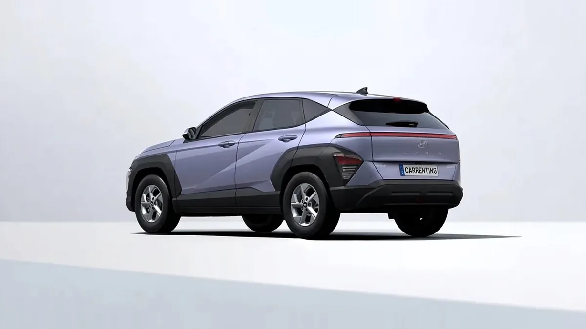Hyundai Kona HEV 1.6GDI 138CV DT Maxx en renting en Barcelona — Delantera