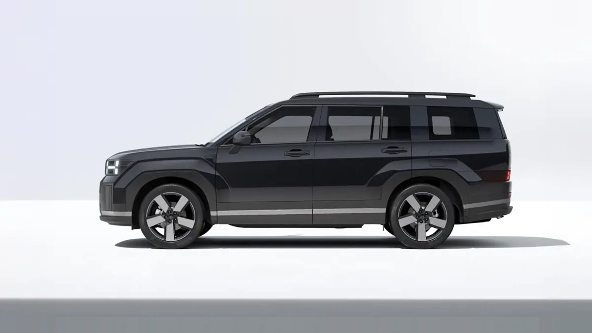 Hyundai Santa Fe 1.6 T-GDI Maxx PHEV 252CV 4x4 6AT en renting en Barcelona — Trasera