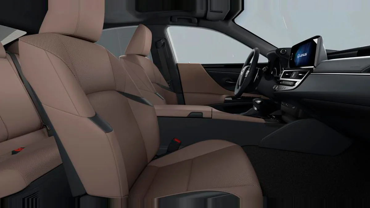 Lexus ES 2.5 300h Premium en renting en Barcelona — Interior
