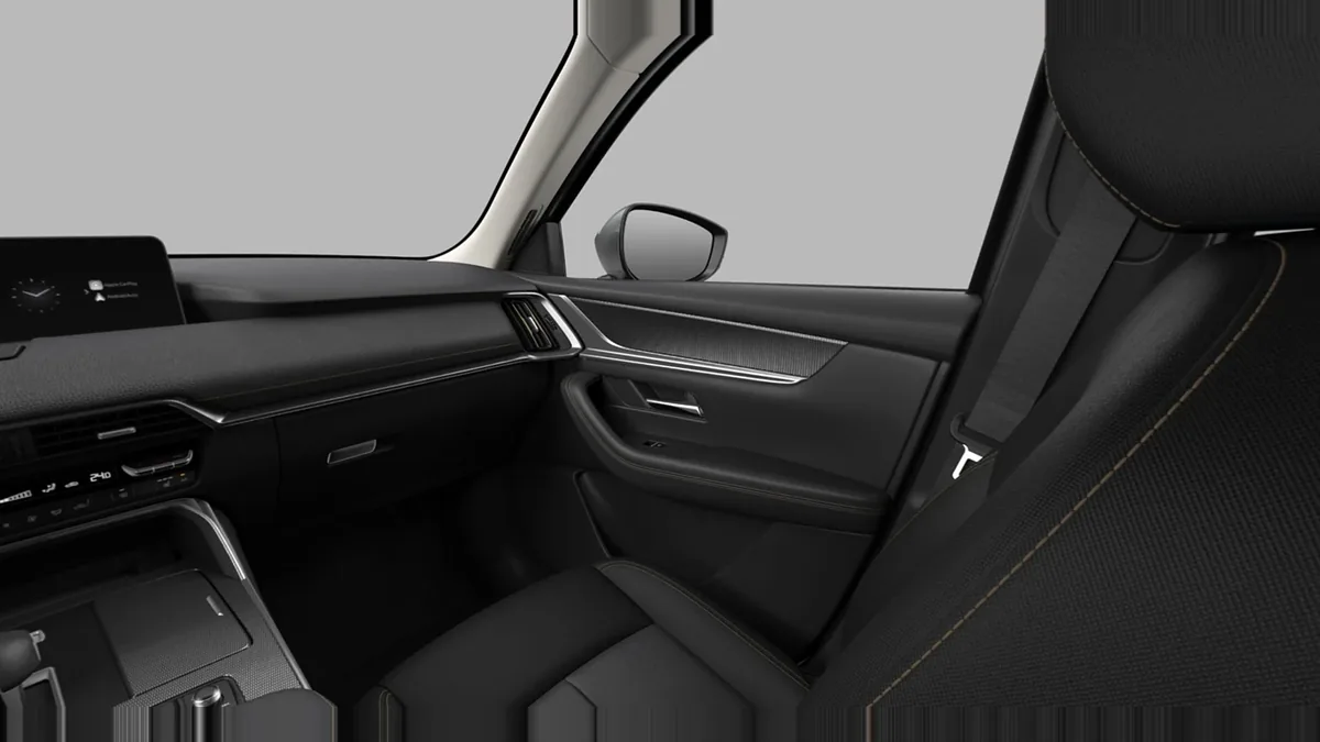 Mazda CX-60 e-Skyactiv D MHEV 8AT RWD Exclusive-Line en renting en Barcelona — Interior