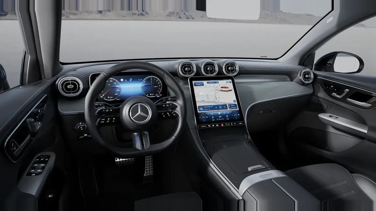 Mercedes-Benz GLC Coupé 300 de 4MATIC QS en renting en Barcelona — Delantera