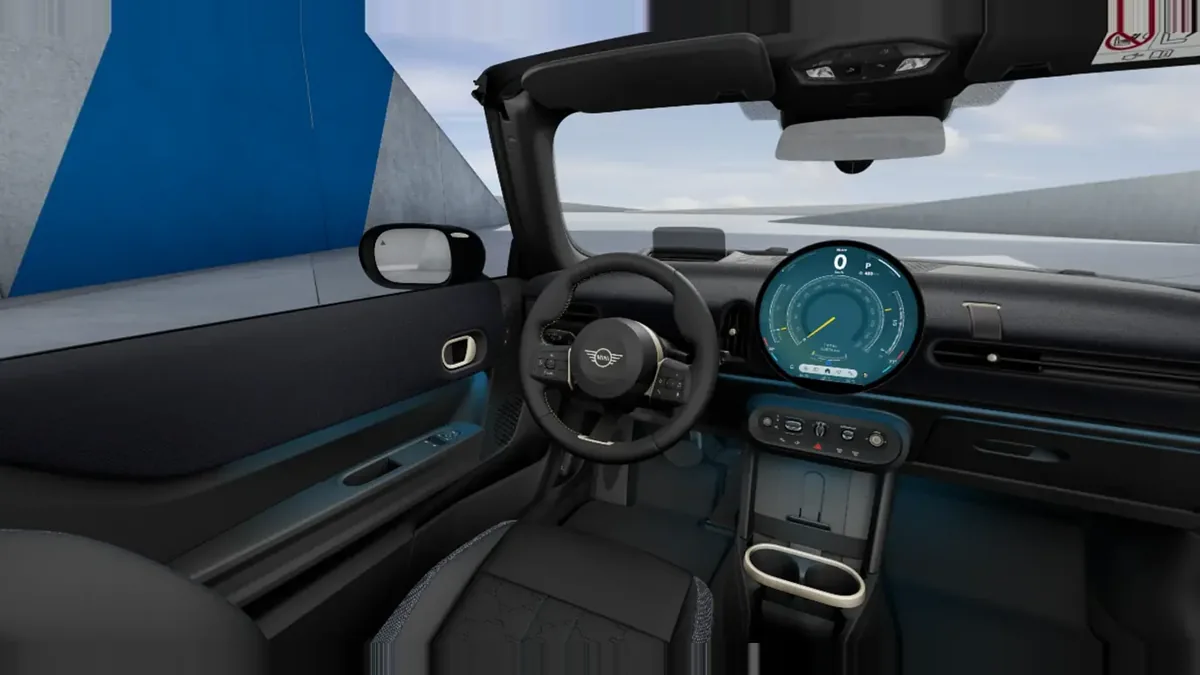 MINI Cooper C Cabrio Classic en renting en Barcelona — Delantera