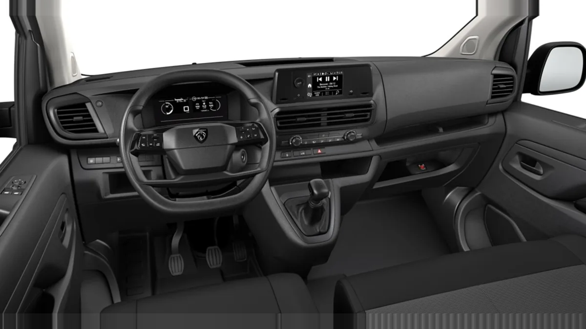 Peugeot Expert Furgón Standard BlueHDi S&S en renting en Barcelona — Delantera