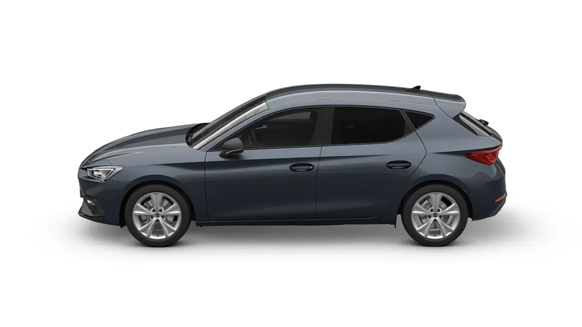 SEAT León 1.5 TSI (150CV) FR Special Edition en renting en Barcelona — Trasera