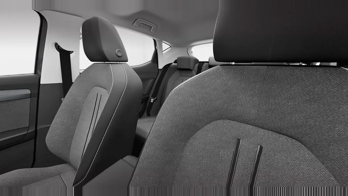 SEAT León 2.0 TDI CR St&Stp XL Fleet Pack en renting en Barcelona — vista 6