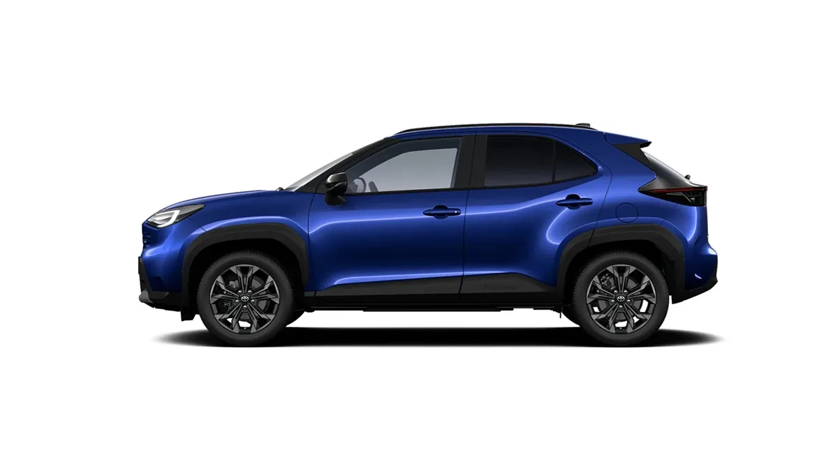 Toyota Yaris Cross 130H e-CVT 5P Active en renting en Barcelona — Trasera