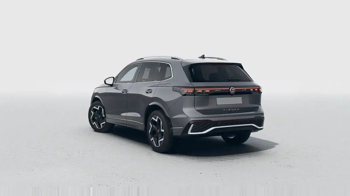 Volkswagen Tiguan R-Line 1.5 eTSI 110kW DSG en renting en Barcelona — vista 6